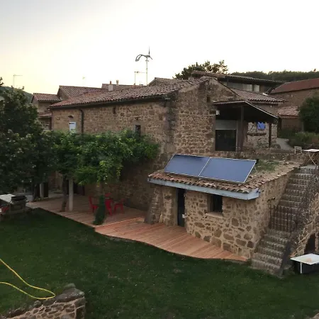 Le Pre Des Taupes Country house *